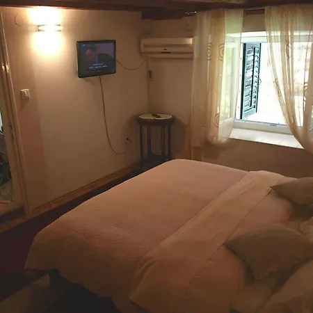 Vicelic Gæstehus 3*